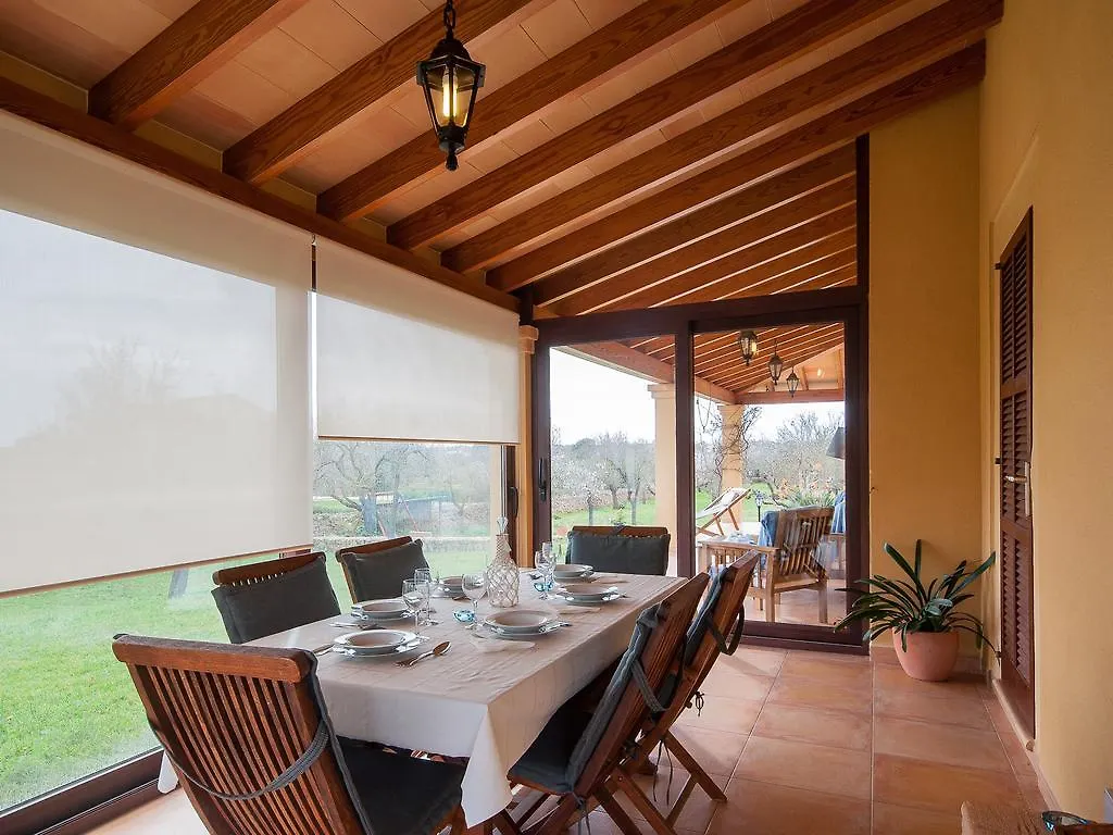 Villa Santa Eulalia 캔 피카폴트