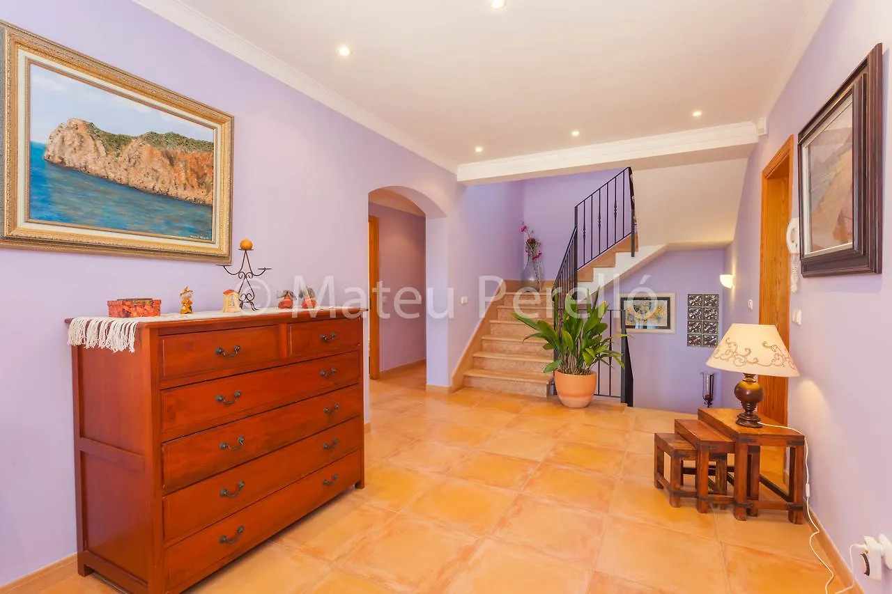 Villa Santa Eulalia 캔 피카폴트
