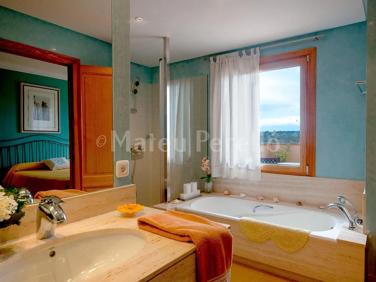 Villa Santa Eulalia 캔 피카폴트